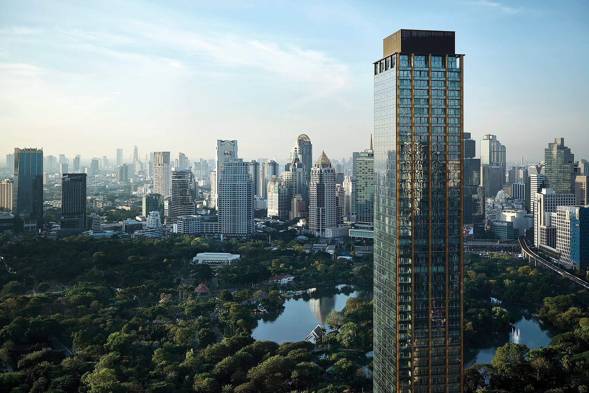 NIMIT Lumpini Park North tower, Lumpini Park and the Bangkok skyline