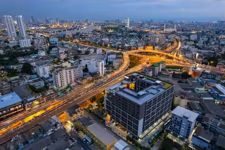 Chewathai Pinklao, photo 1