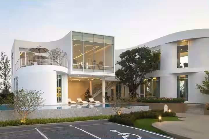 V Compound Rangsit-Vibhavadi, photo 1