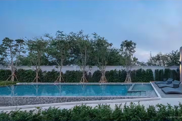 V Compound Bangna, photo 1