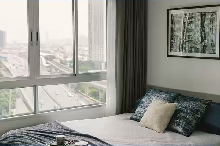 Elio Sathorn-Wutthakat, photo 1