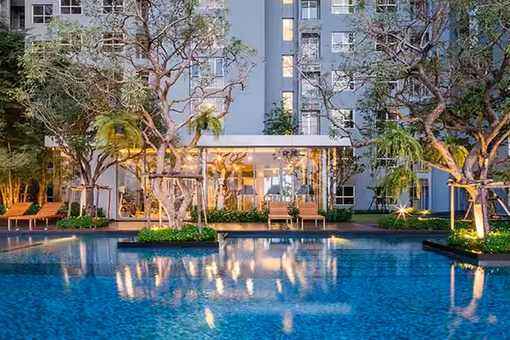 ISSI Condo Suksawat, photo 1