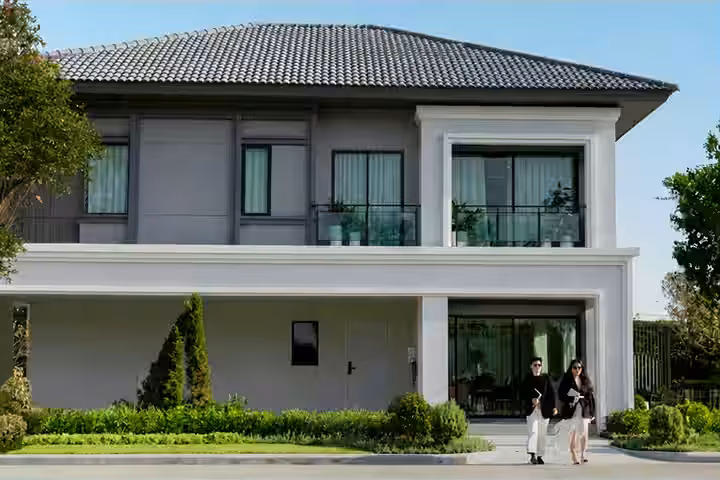 Britania Bangna-Srivaree, photo 1